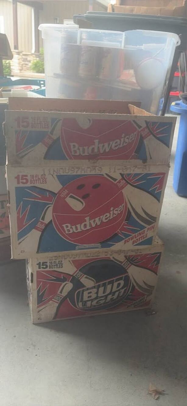 Vintage budweiser Bud Light bowling bottles